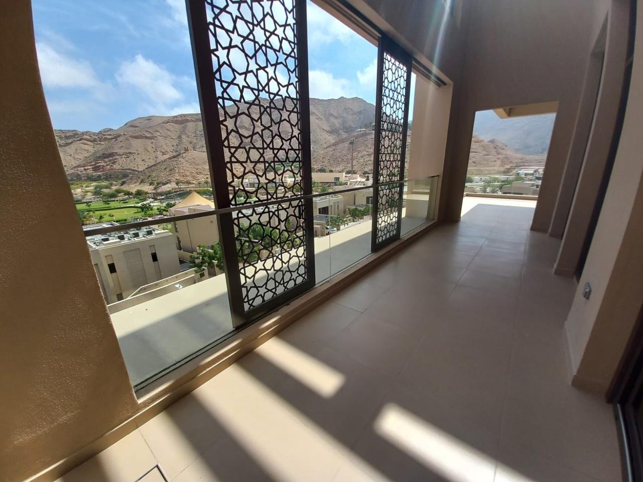 شقق في سلطنة عمان للتملك الحر - (Muscat bay)